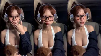 Belahan Toket Mulus Cia Daun Masih Muda Tiktok